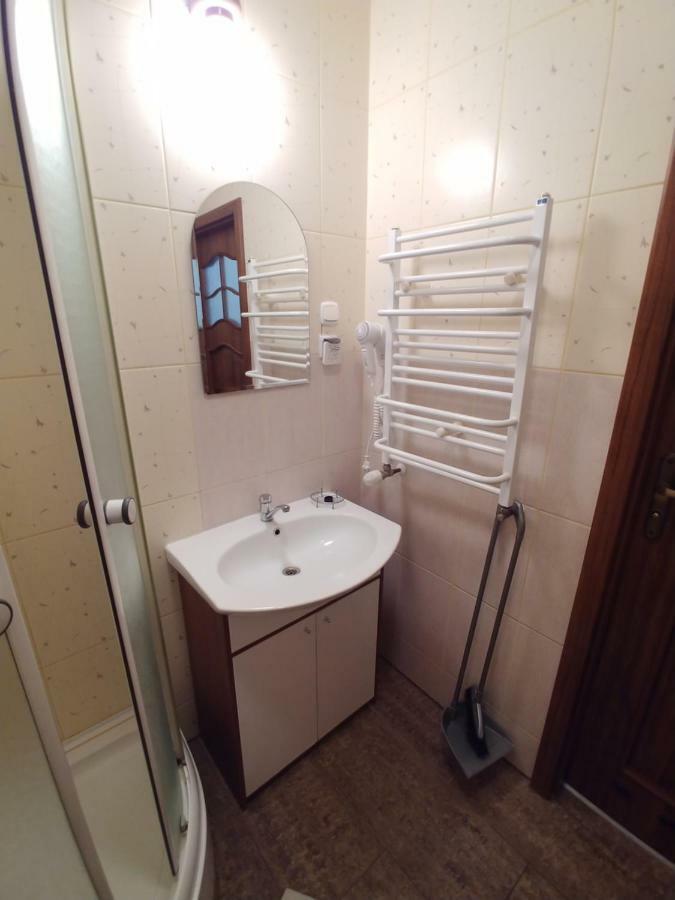 Homestay Karmazyn *